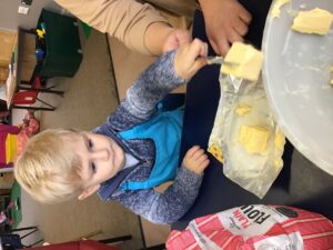 141A56AD-A53B-4E5A-BBCE-0879A24F3E1B