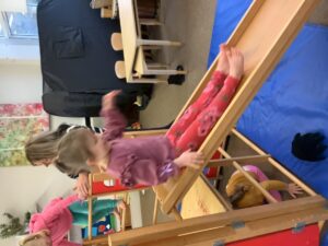 06AA49A0-8DE9-4A5A-9282-38218A55A88D